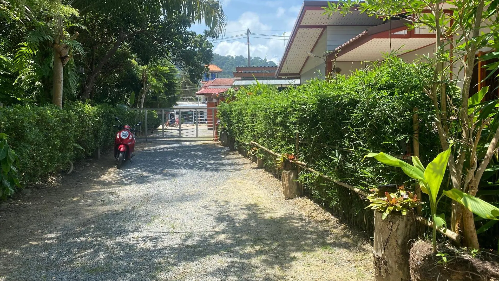 Ko Lanta バーン ロンハッドホステル ホステル Ko Lanta