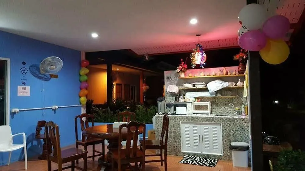 Ko Lanta バーン ロンハッドホステル タイ王国